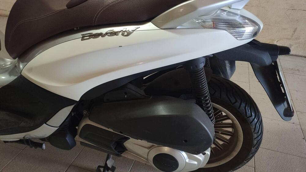 Piaggio Beverly 300 i.e. (2010 - 16) (5)