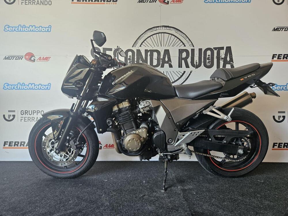 Kawasaki Z 750 (2003 - 06) (4)