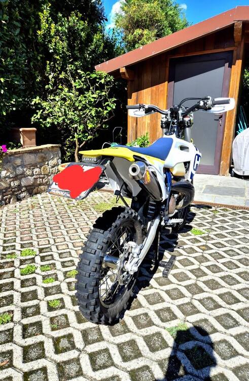 Husqvarna TE 300i (2023) (3)