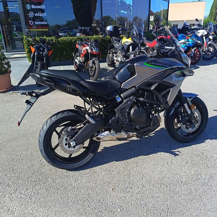 Kawasaki Versys 650 (2025 - 26) (3)