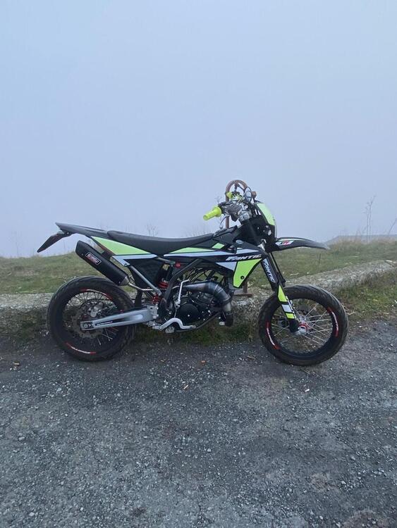 Fantic Motor XM 50 Motard Performance 2T (2021 - 22) (4)