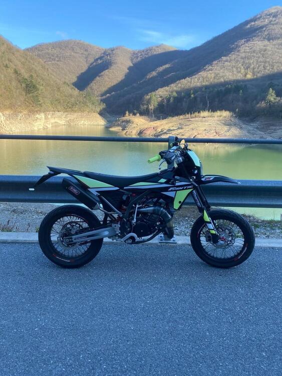 Fantic Motor XM 50 Motard Performance 2T (2021 - 22) (5)