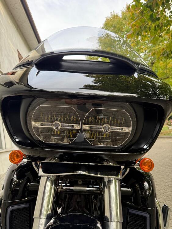 Harley-Davidson 114 Road Glide Limited (2020) - FLTRK (4)