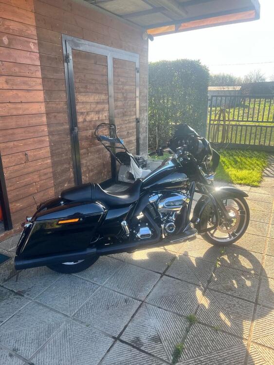 Harley-Davidson 107 Street Glide Special (2017 - 19) - FLHXS (3)