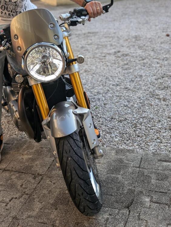 Triumph Thruxton 1200 R (2017 - 20) (5)