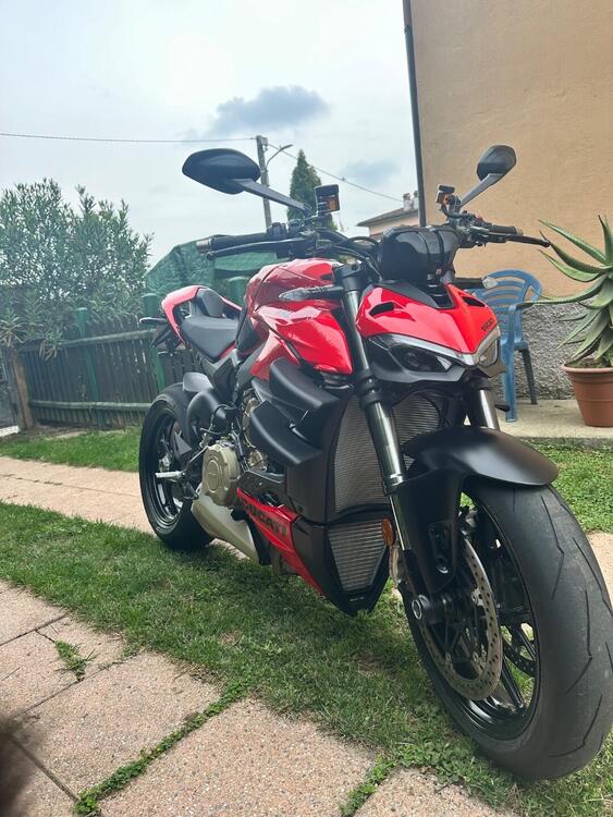 Ducati Streetfighter V4 (2023 - 24)