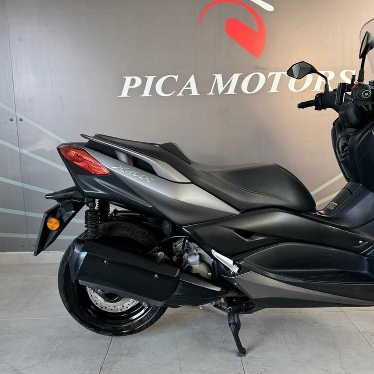 Yamaha X-Max 300 ABS (2017 - 20) (2)