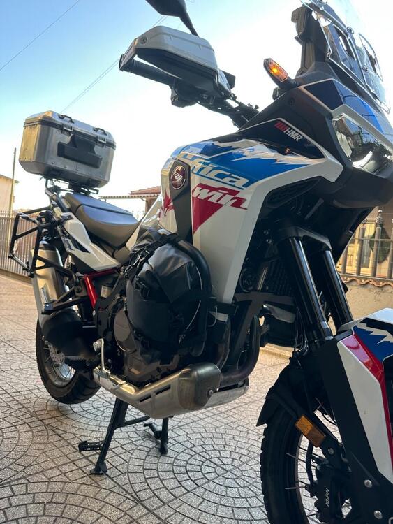 Honda Africa Twin CRF 1100L ES (2024 - 25) (2)