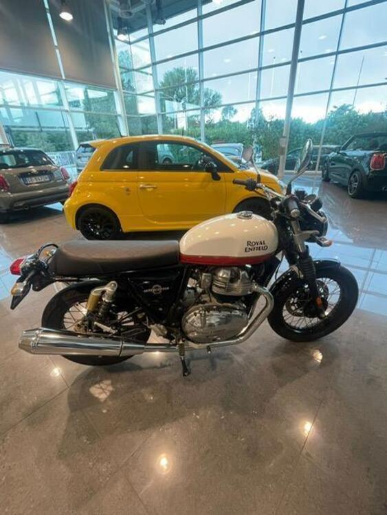 Royal Enfield Interceptor 650 (2021 - 25) (4)