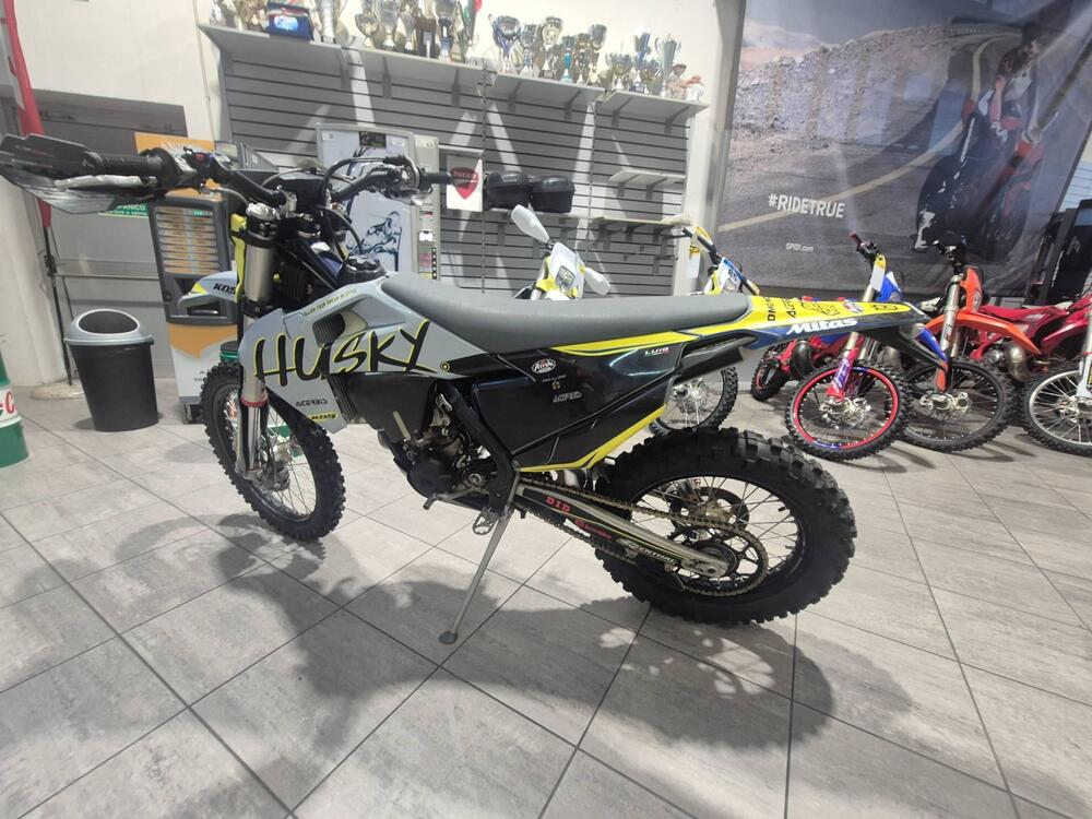 Husqvarna FE 250 (2023)