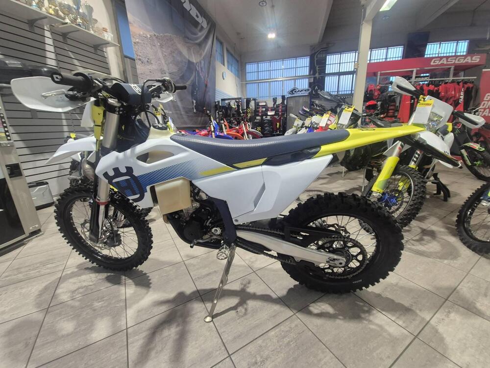 Husqvarna FE 250 (2025)