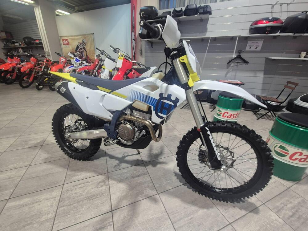 Husqvarna FE 250 (2025) (4)