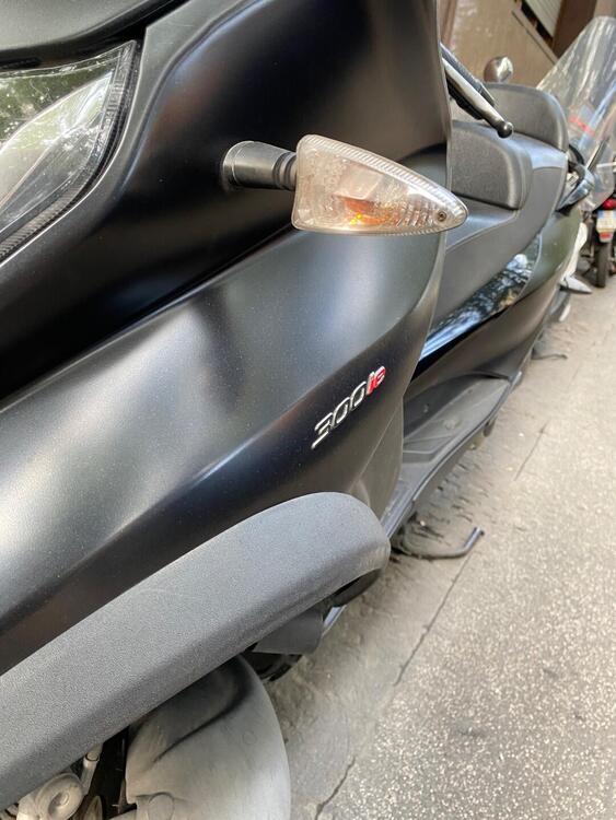 Piaggio Mp3 300 ie Sport LT ABS (2014 - 16) (4)
