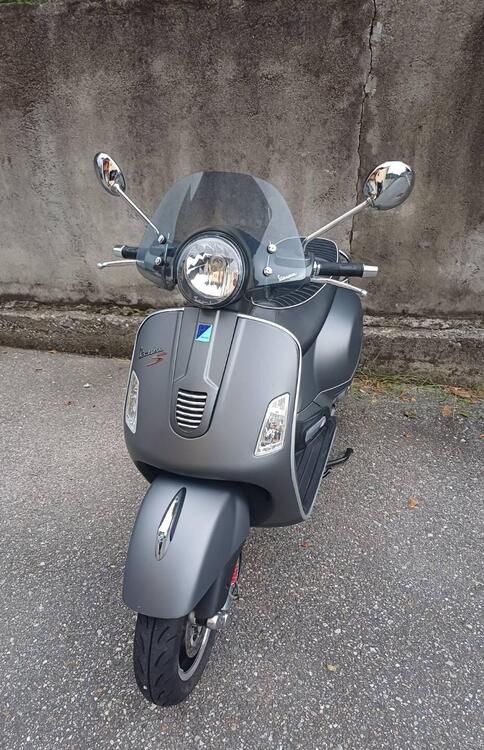 Vespa GTS 300 Super (2008 - 16) (3)