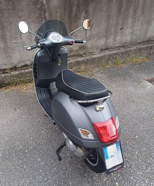 Vespa GTS 300 Super (2008 - 16) (4)