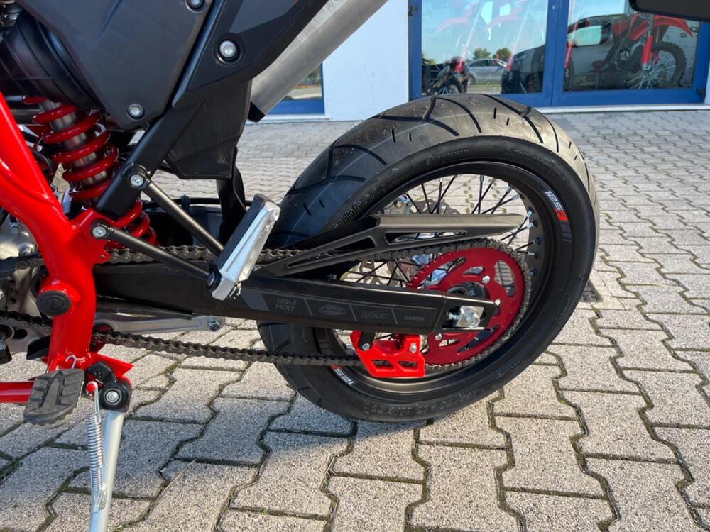 Betamotor RR 125 4T Motard R (2025) (4)