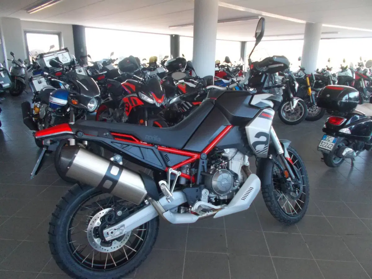 Aprilia Tuareg 660 (2022 - 24) (2)