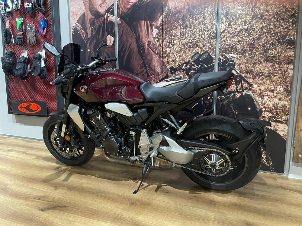 Honda CB 1000 R (2021 - 25) (4)