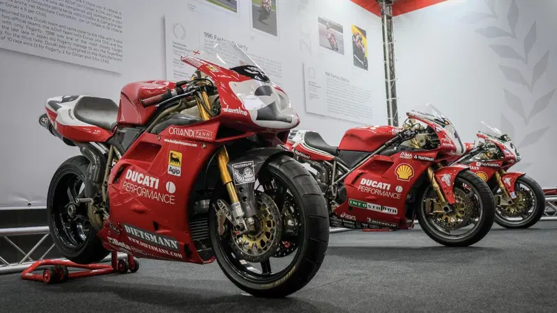 Auto e Moto d'Epoca 2025: novit&agrave;, esclusive, espositori. Tutto quello che devi sapere [GALLERY]