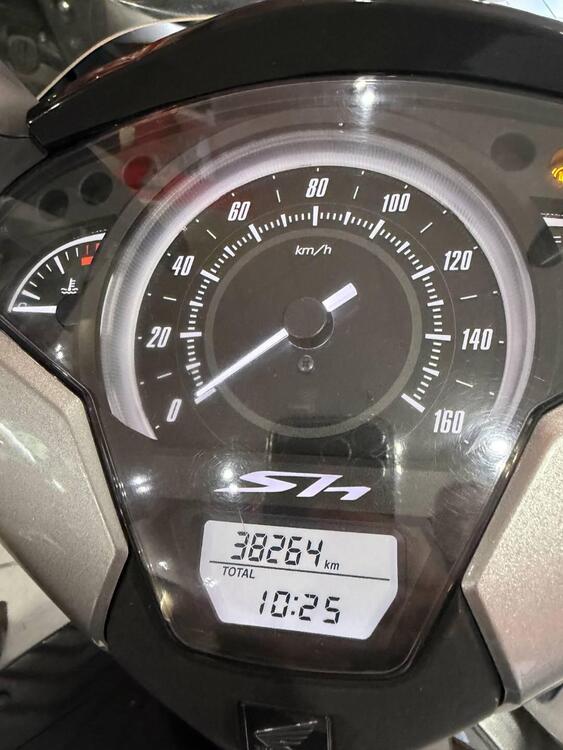 Honda SH 150 i (2017 - 19) (4)