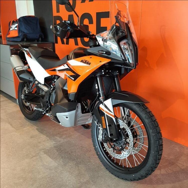 KTM 890 Adventure (2023 - 26) (2)
