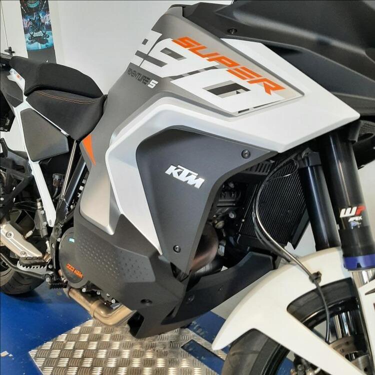 KTM 1290 Super Adventure S (2022 - 25) (5)