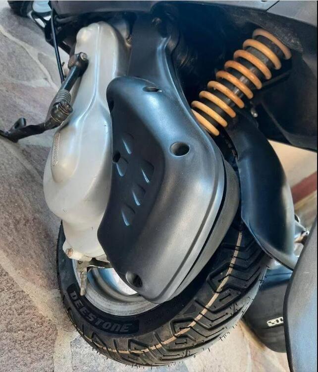 Piaggio Zip 50 Base (4)