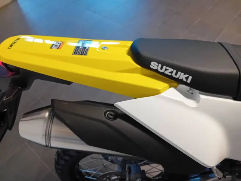 Suzuki DR-Z4S (2025 - 26) (8)