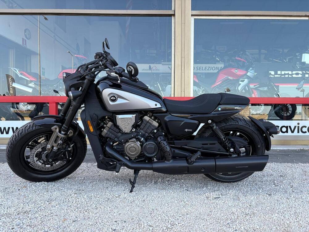 QJ Motor SRV 600 V (2025) (3)