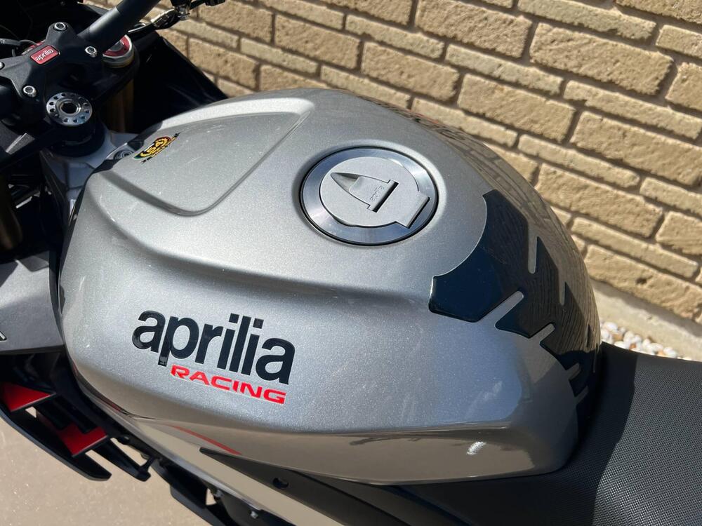 Aprilia Tuono V4 (2021 - 24) (5)