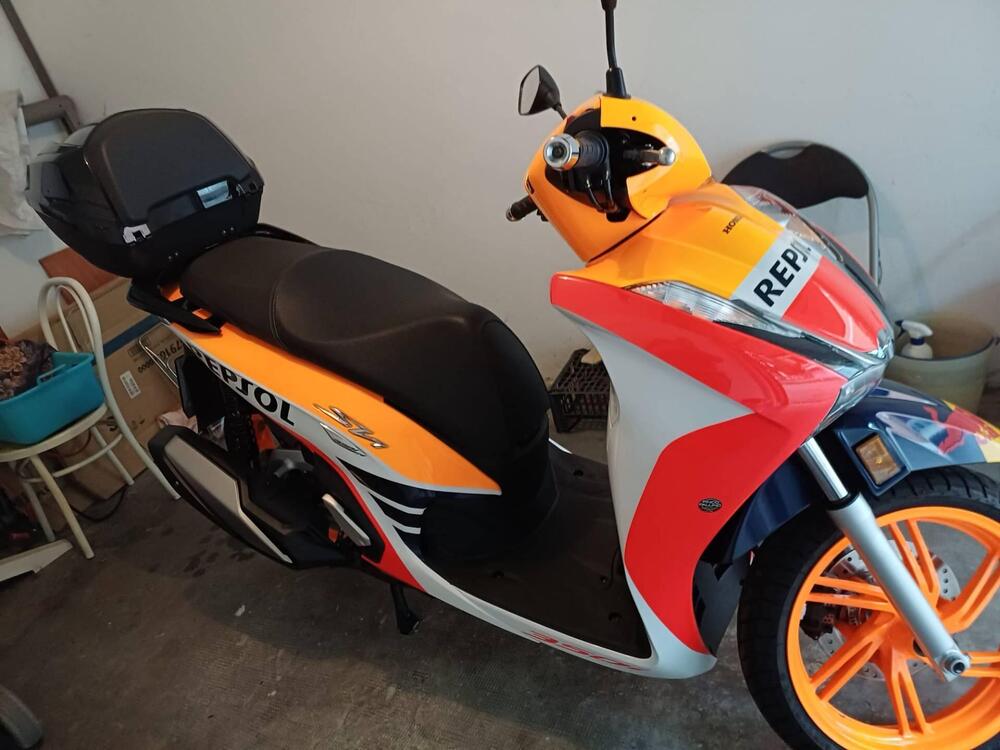 Honda SH 350 Sport (2021 - 24) (2)