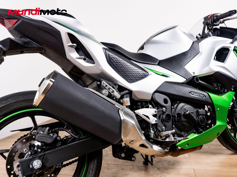 Kawasaki Ninja 7 Hybrid (2024 - 25) (4)