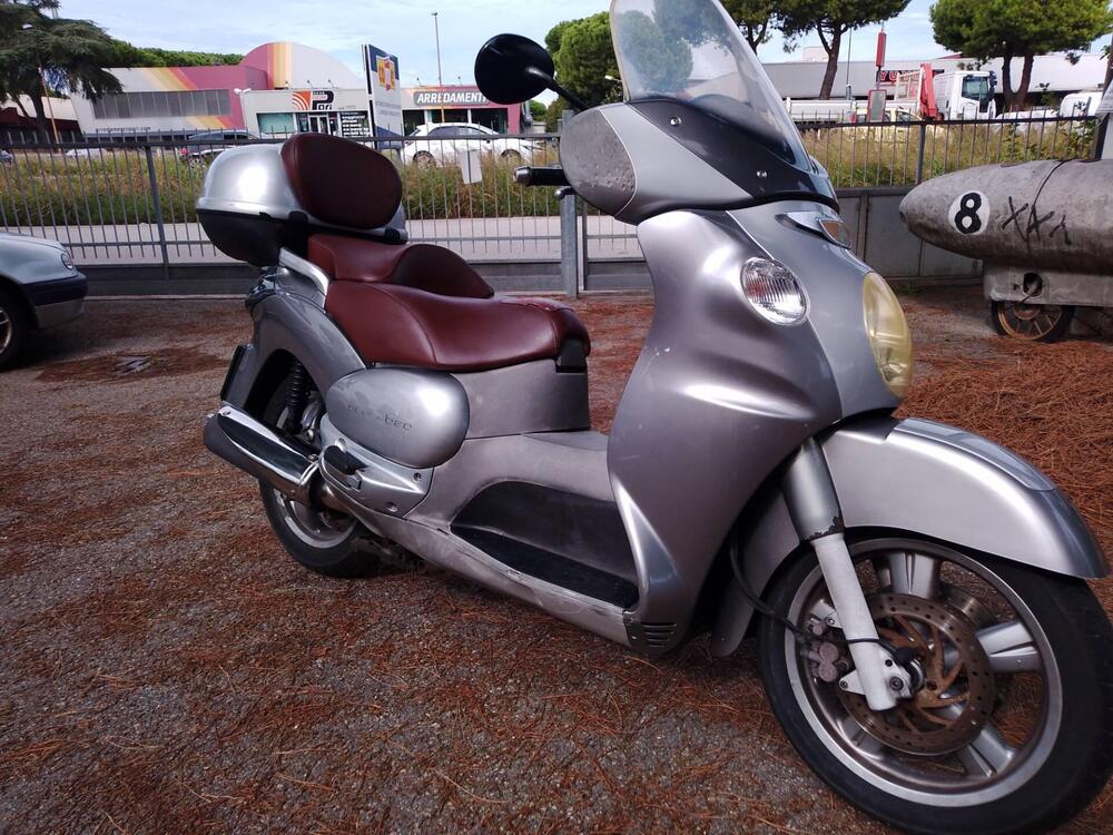 Aprilia Scarabeo 500 (2002 - 06) (2)