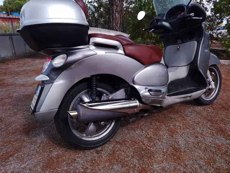 Aprilia Scarabeo 500 (2002 - 06) (3)