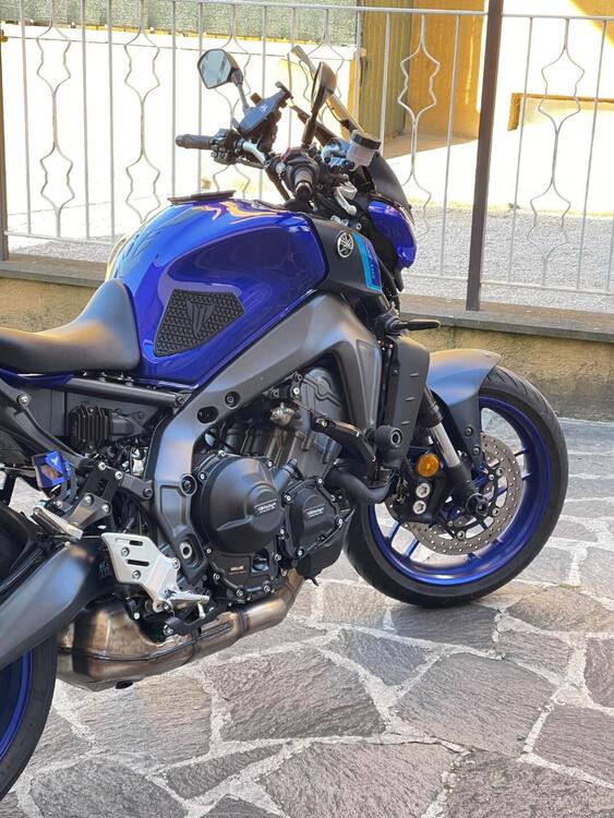 Yamaha MT-09 (2021 - 23) (2)