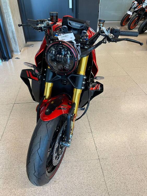 MV Agusta Rush 1000 (2023 - 25) (3)