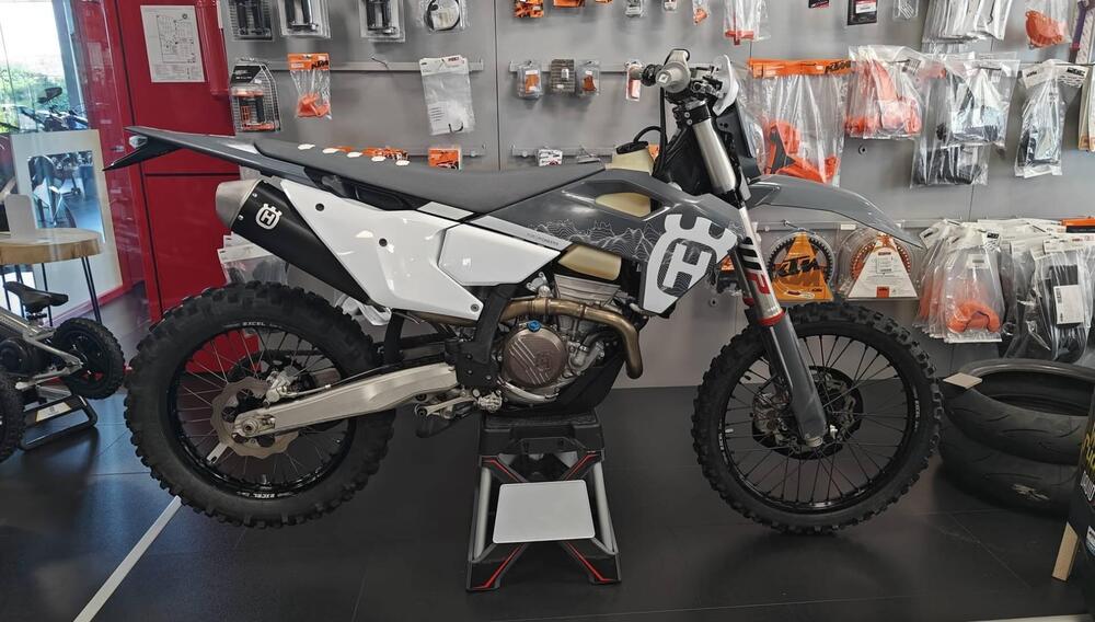 Husqvarna FE 350 Pro (2024) (2)