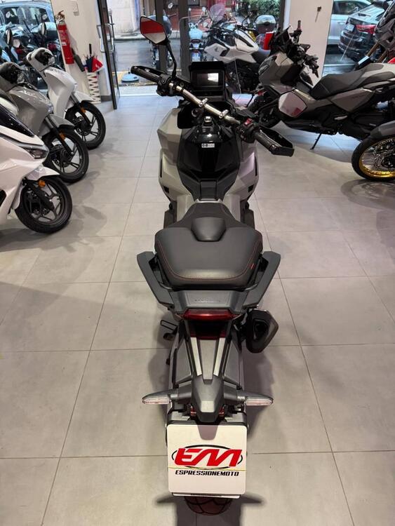Honda X-ADV 750 (2025) (4)