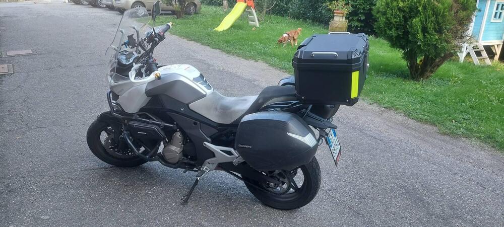 CFMOTO 650MT (2021 - 24) (2)