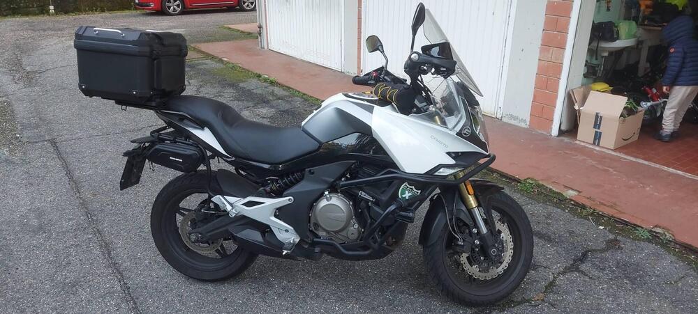 CFMOTO 650MT (2021 - 24) (5)