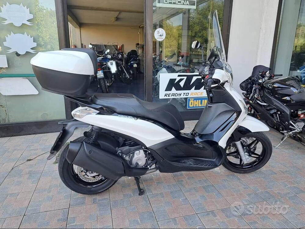 Piaggio Beverly 350 S ABS (2019 - 20) (4)