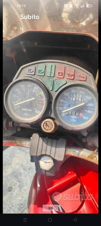 Moto Guzzi V 50 III (4)