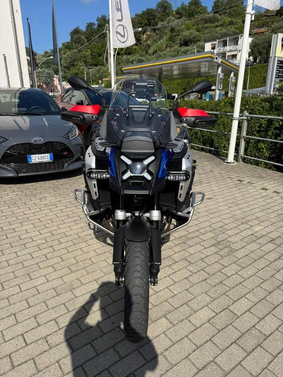 Bmw R 1300 GS Adventure Trophy (2025) (2)