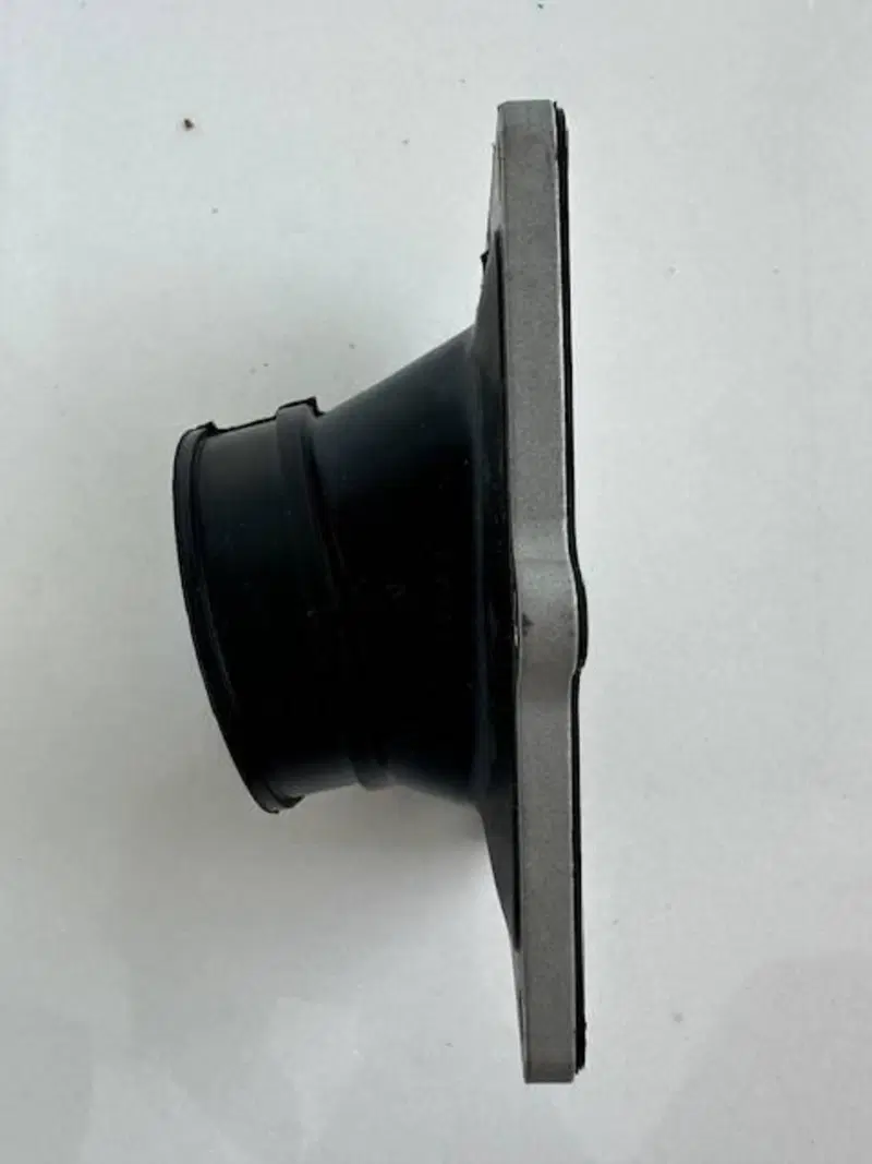 Collettore di aspirazione 350 86 KTM nuovo. (2)