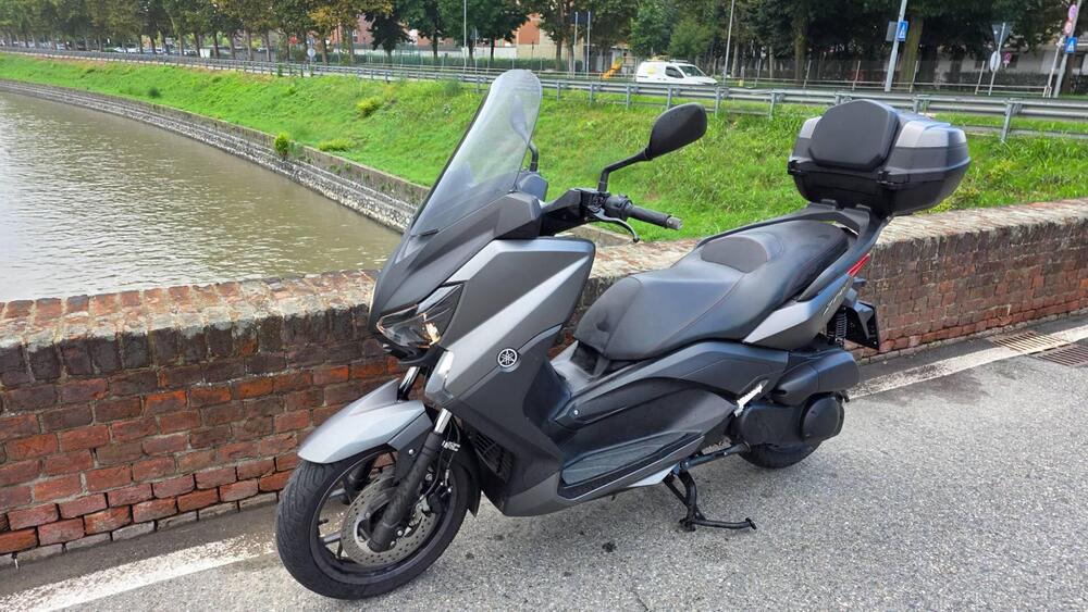 Yamaha X-Max 250 (2014 - 16) (2)