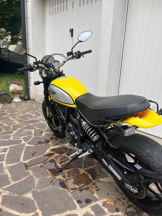 Ducati Scrambler 800 Icon (2021 - 22) (2)