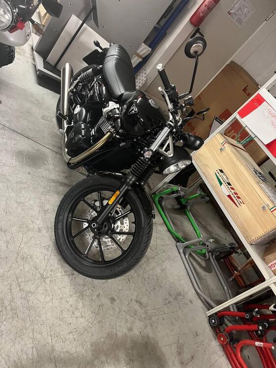 Triumph Speed Twin 900 (2023 - 24) (4)