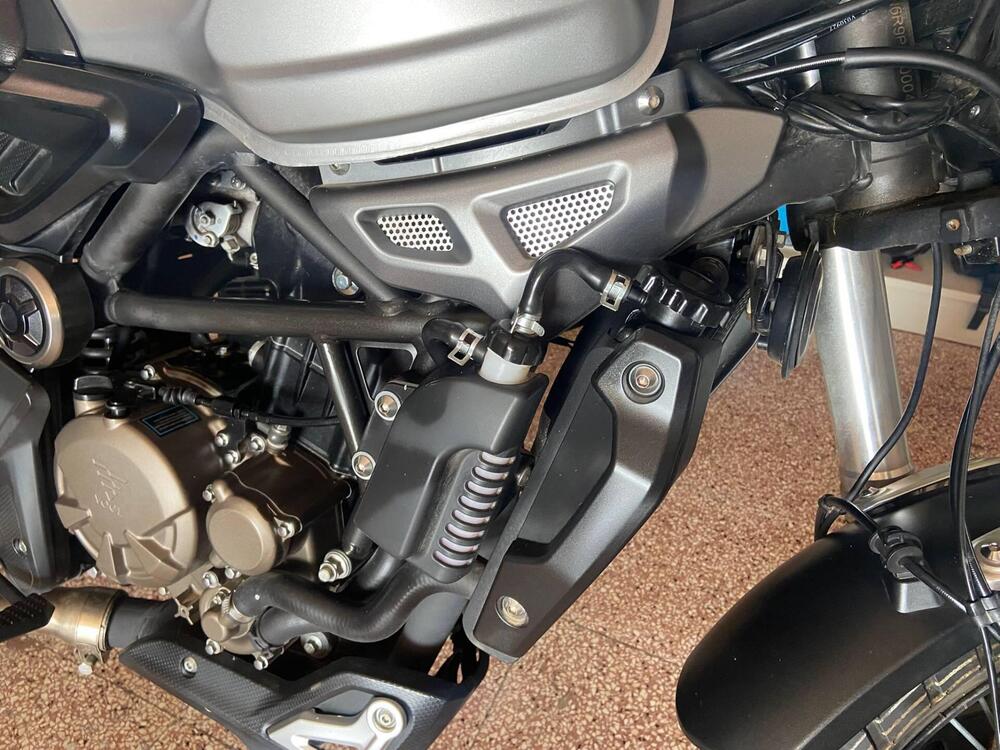 Voge Trofeo 300ACX Scrambler (2021 - 25) (4)