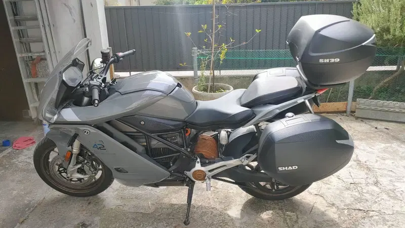 Zero SR-S (2020 - 25) (11)