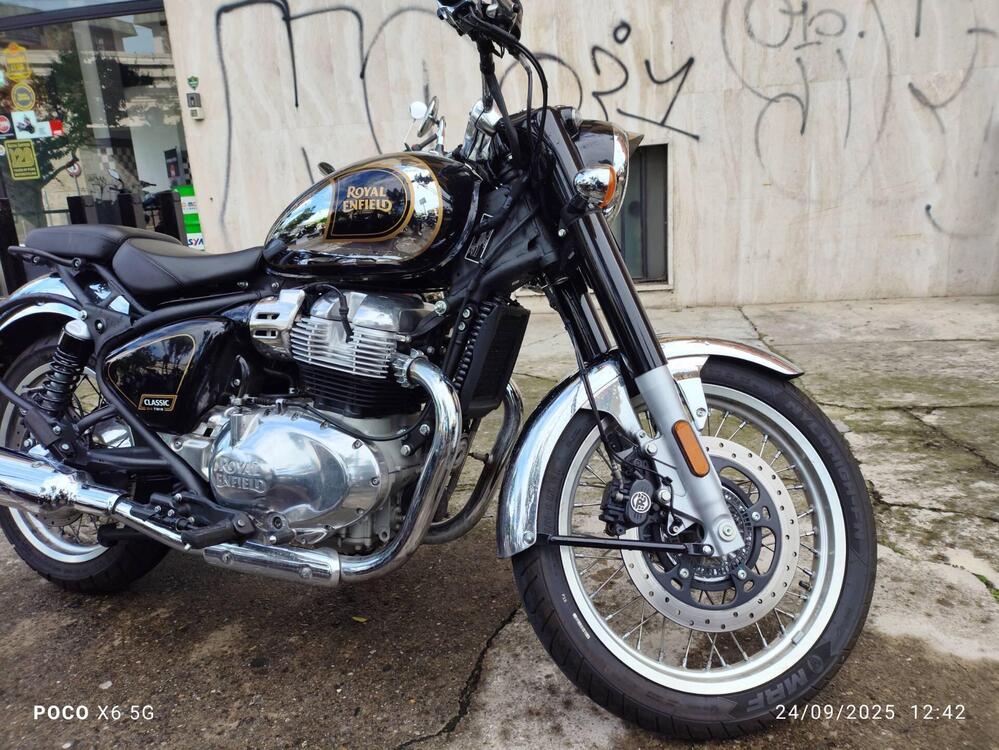 Royal Enfield Classic 650 (2025) (4)